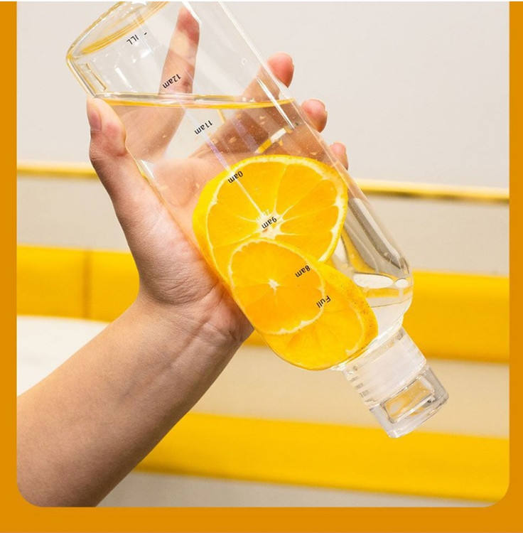 Transparent Plastic Water Bottle 750ml - Image 2