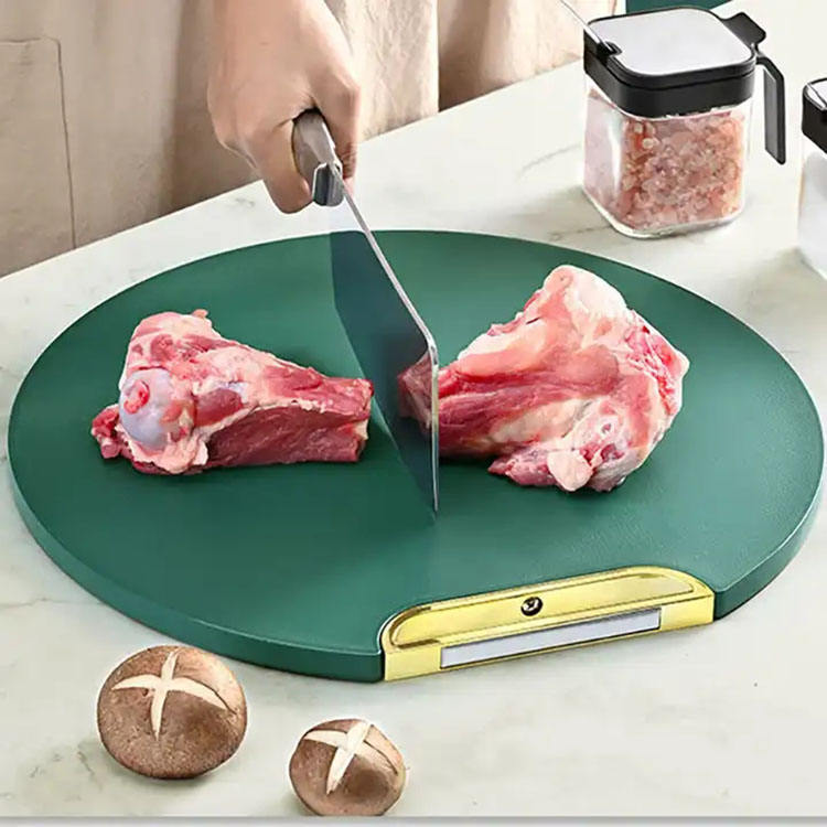 ROUND SHAPE PLASTIC GREEN CUTTING BOARD - Image 4