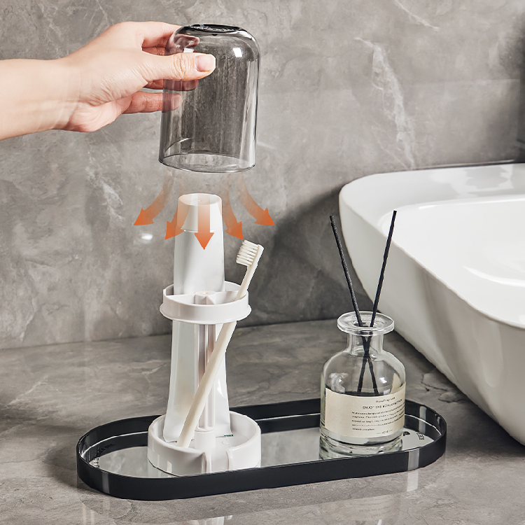 3-IN-1 TOOTHBRUSH HOLDER