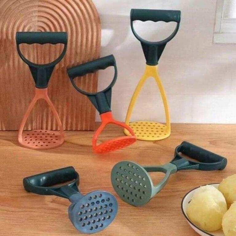 Plastic Potato Masher, Multifunctional Food Shredder - Image 5